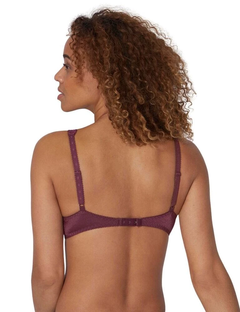 10166798 Triumph Amourette 300 Padded Bra - 10166798 Brandy