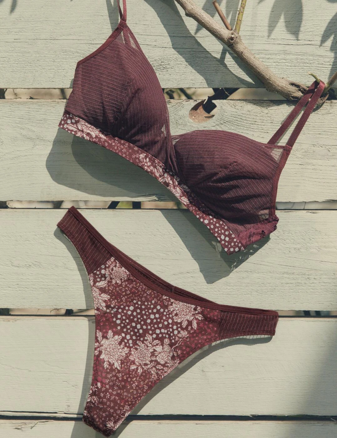 10213135 Triumph Lavish Spotlight Padded Bralette Bra - 10213135 Claret - Image 5