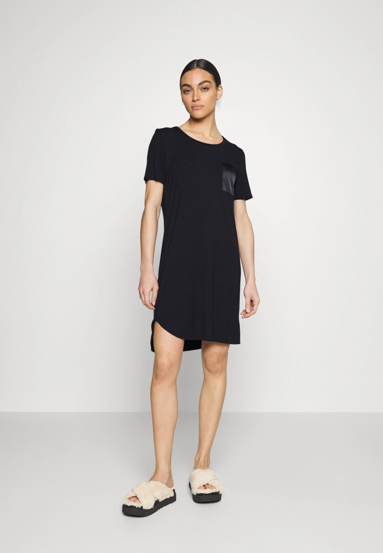 Triumph Climate - Nightie - Black - Image 2