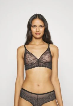 Triumph Bright Spotlight - Triangle Bra - Black