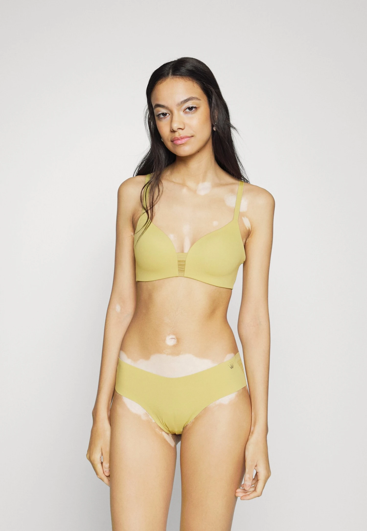 Triumph Flex Smart - T-Shirt Bra - Moss Light - Image 2